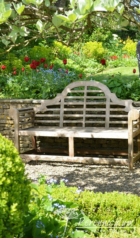 Zahrady Rosemary Verey - Barnsley House a Little House 10 Zahrady Rosemary Verey-Little House