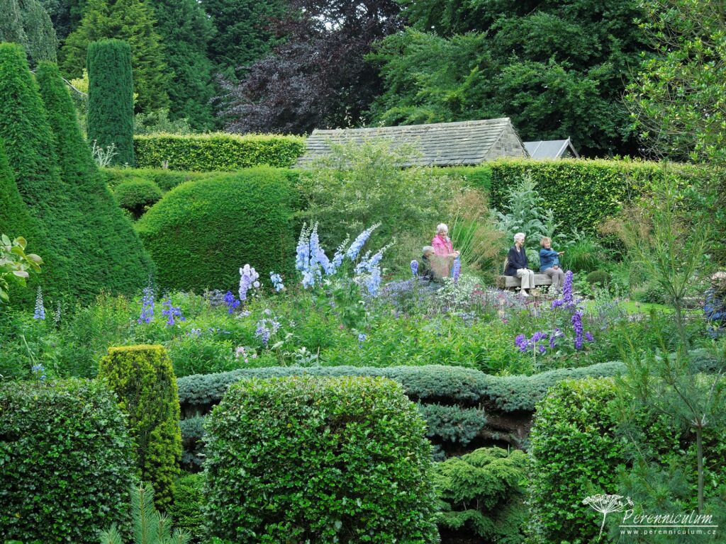 Malá zahrada tisíce překvapení 1 Mala zahrada tisice prekvapeni York Gate 23