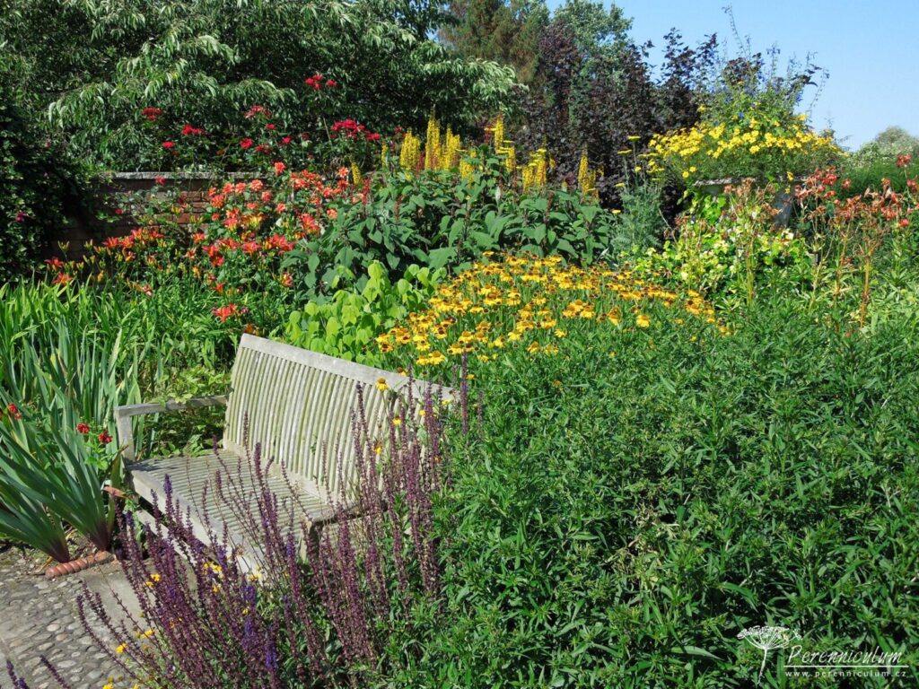 Cestou vzpomínek - Wollerton Old Hall 1 Wollerton Hall 11