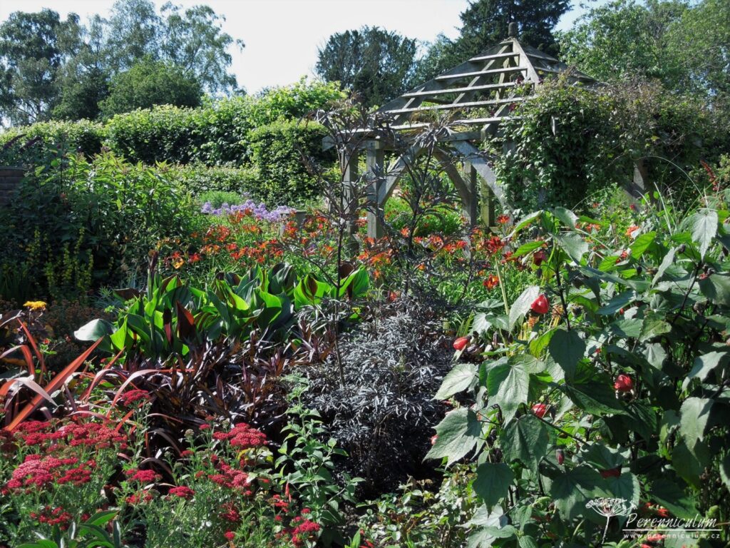 Cestou vzpomínek - Wollerton Old Hall 6 Wollerton Hall 19